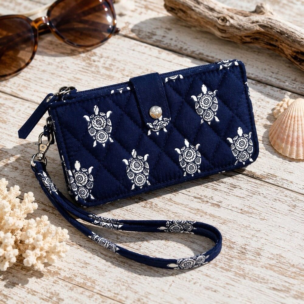 Vera Bradley Sea Turtle Quilted Wristlet Wallet Navy Blue RFID Organizer NWOT